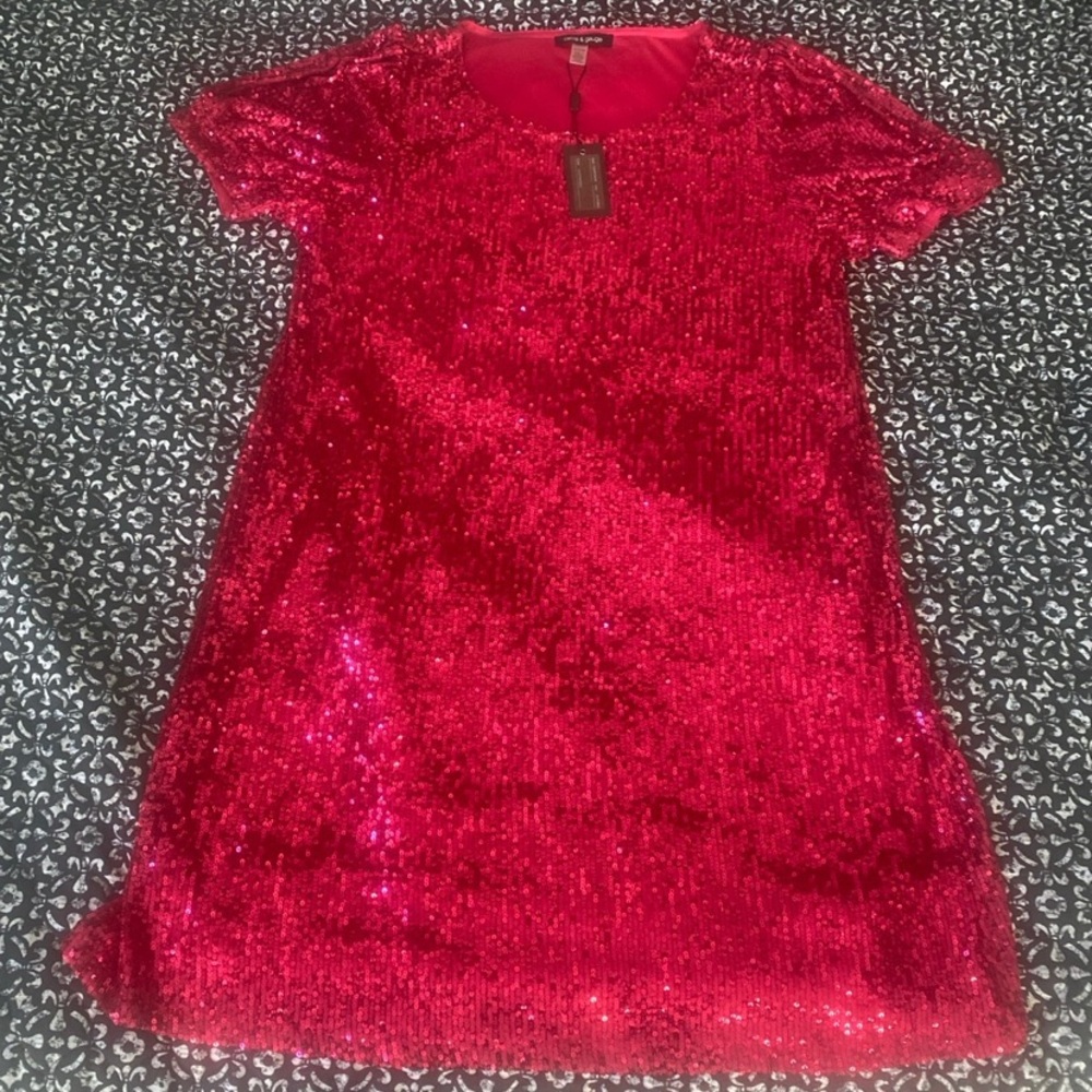 Cable & Gauge Shimmering Pink Sequin Top